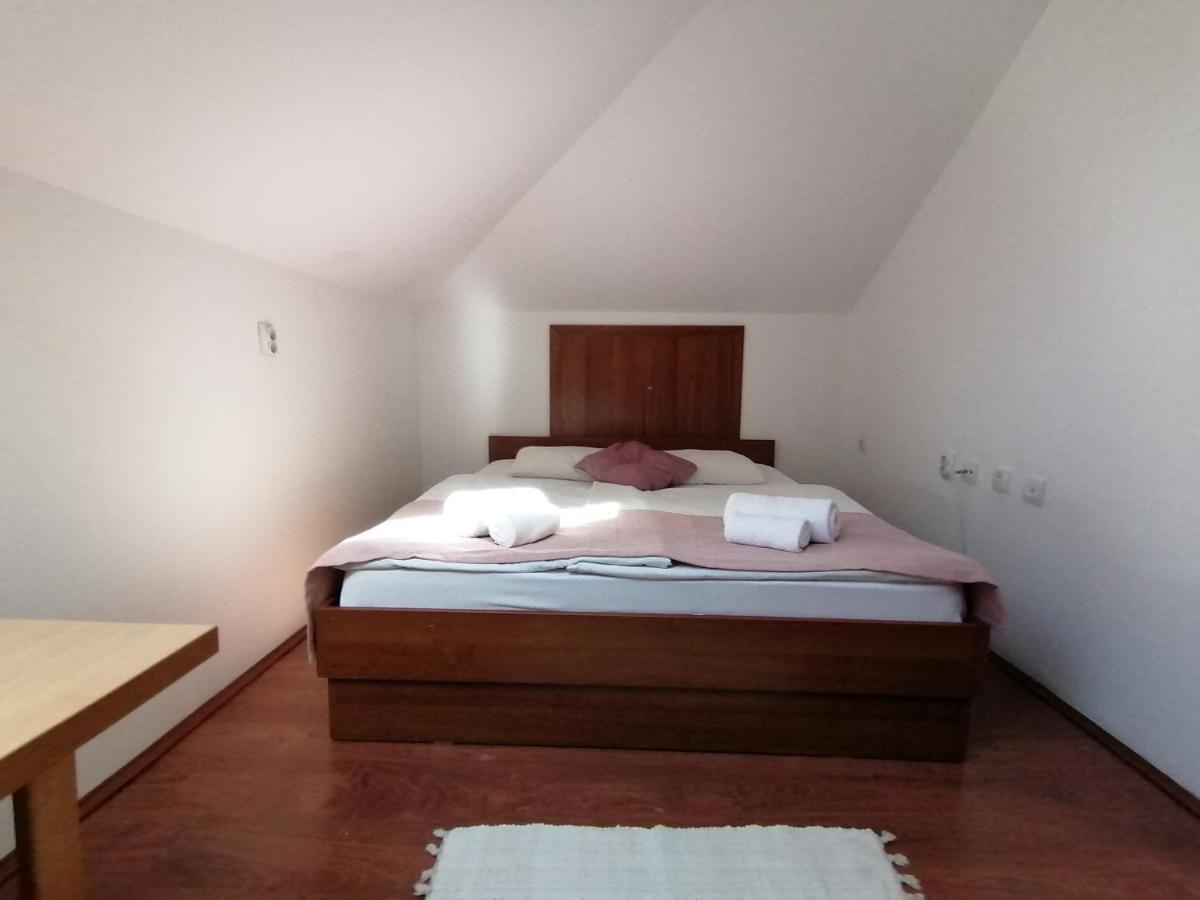 Mon Accommodation Free Parking Ниш Екстер'єр фото