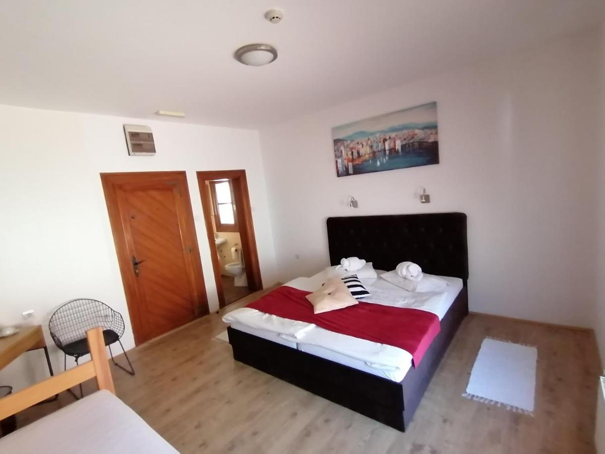Mon Accommodation Free Parking Ниш Екстер'єр фото
