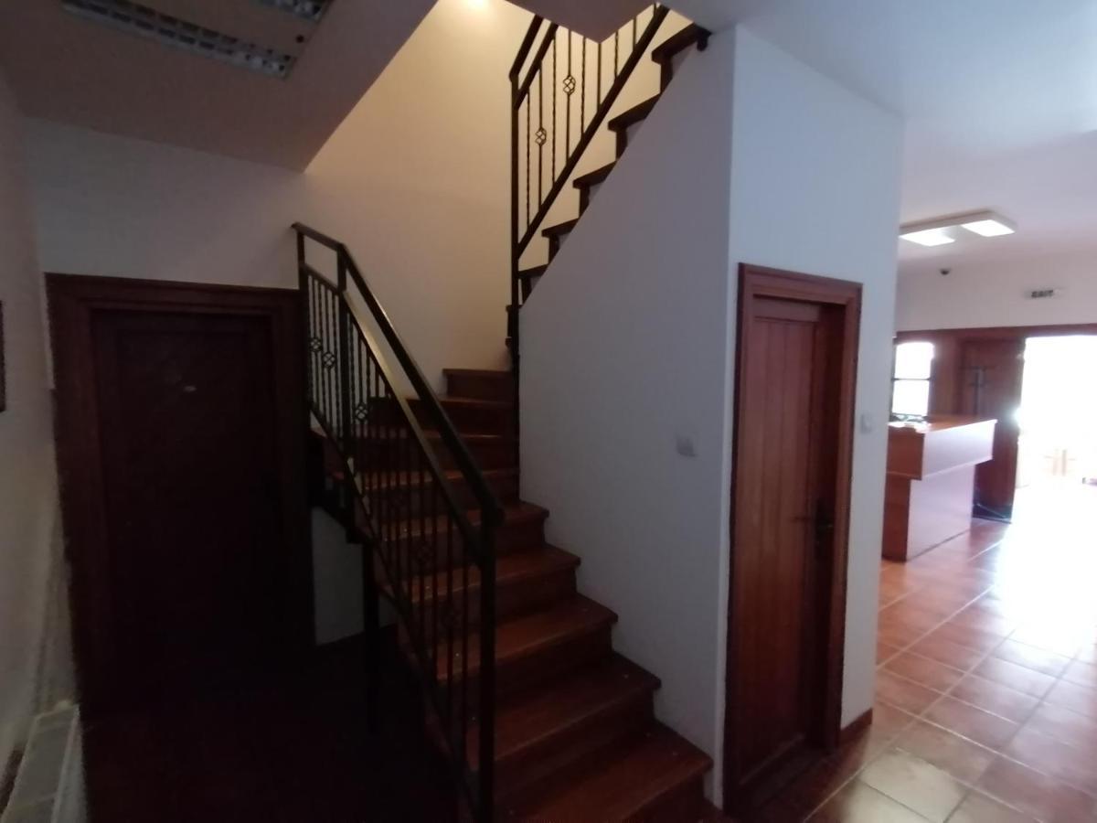 Mon Accommodation Free Parking Ниш Екстер'єр фото