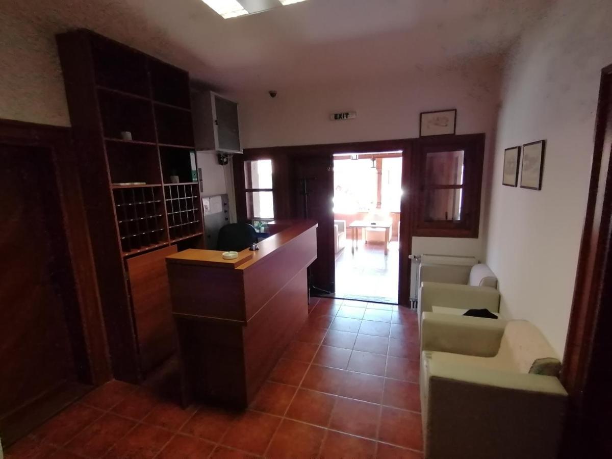 Mon Accommodation Free Parking Ниш Екстер'єр фото
